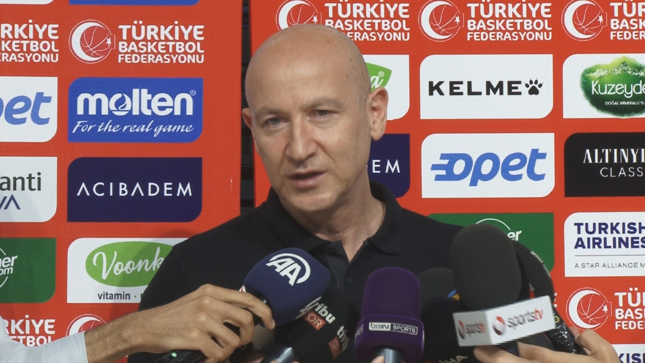 İstanbul'da Başantrenör Ceyhun Yıldızoğlu: Her takımı yenebilecek güçteyiz