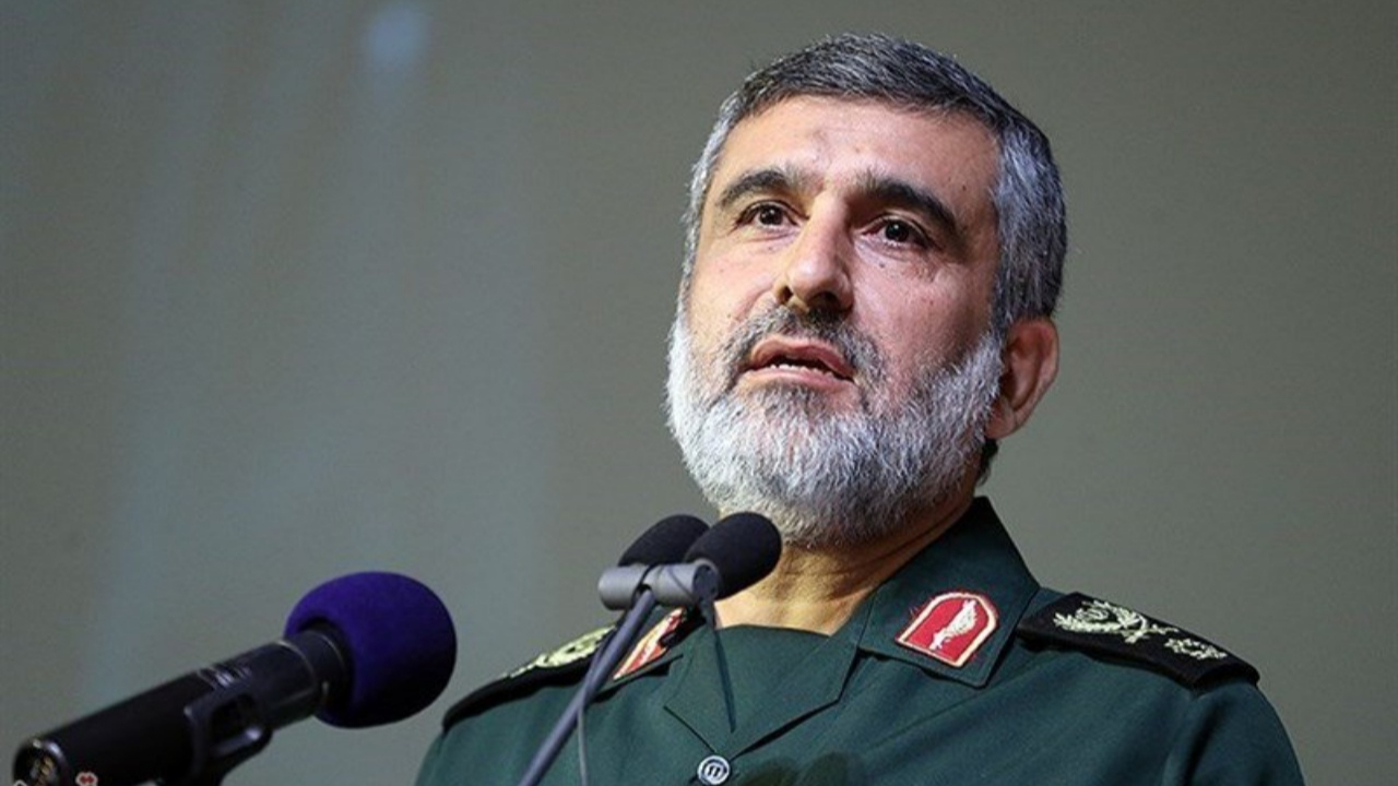İran: Hava sahamızı ihlal eden ABD uçağını vurmadık