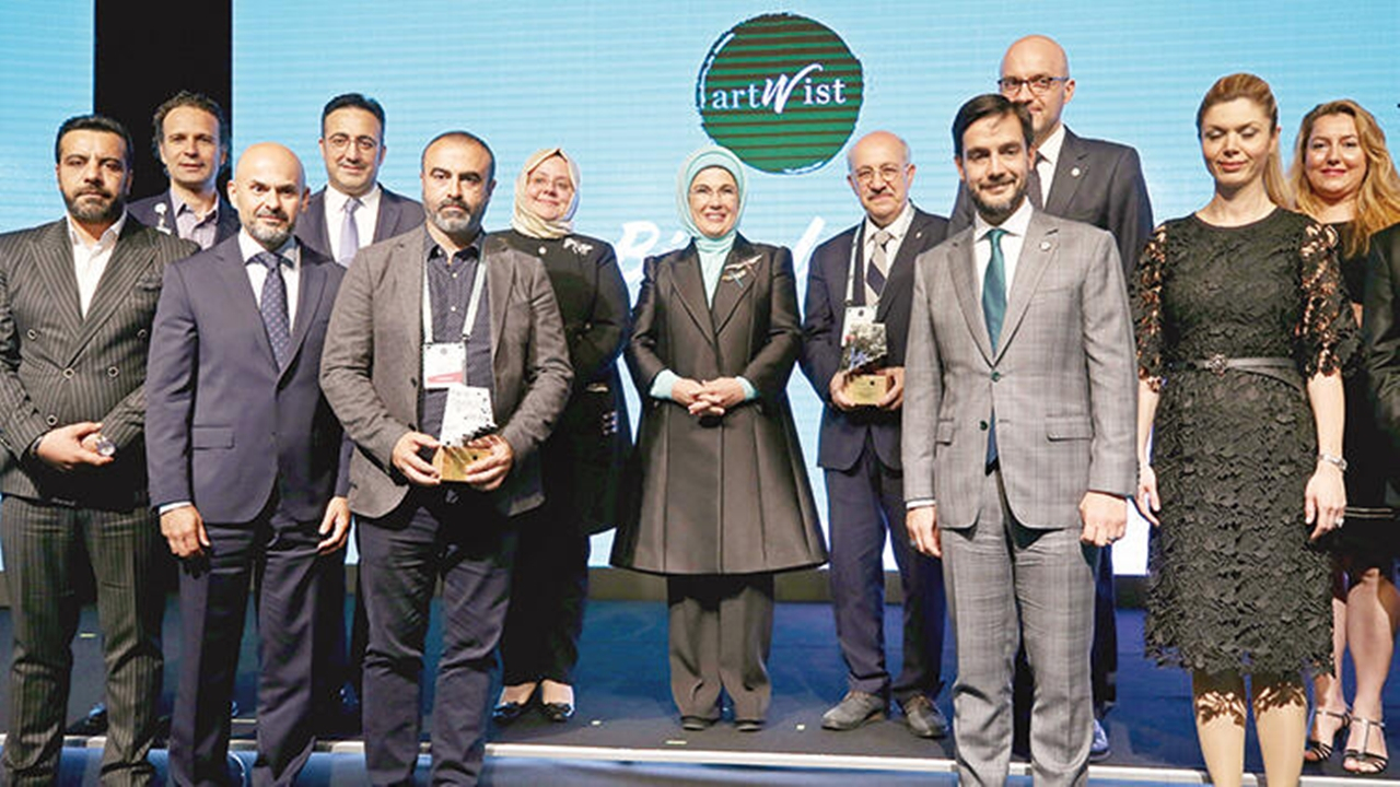 Emine Erdoğan ‘Atıktan Sanata’ projesini tanıttı!