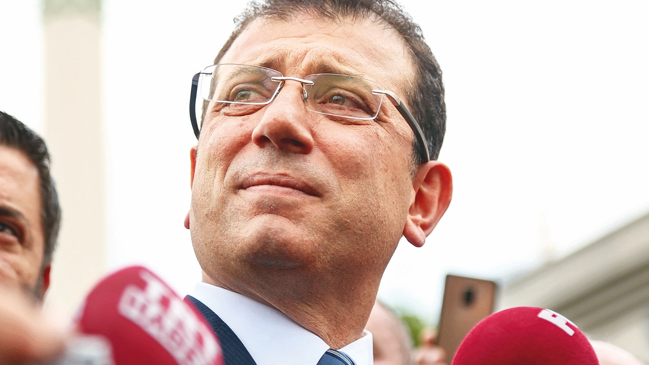 İmamoğlu, nitelikli dolandırıcılıktan yargılanıyor...