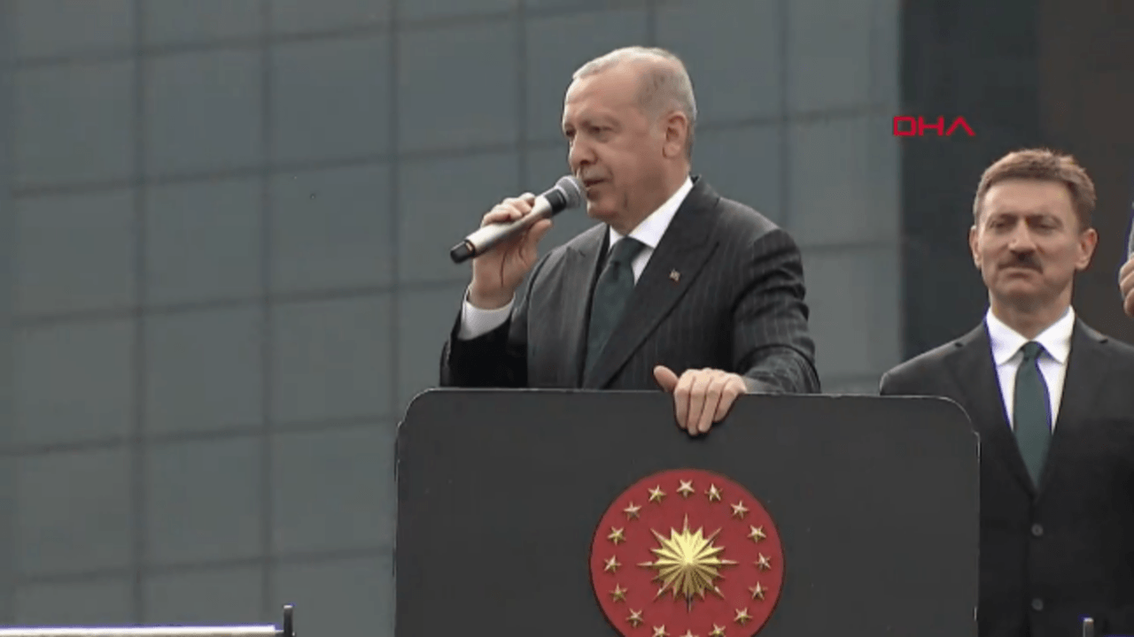 Erdoğan, İmamoğlu'na Ahmet Kaya şarkısı ile seslendi!