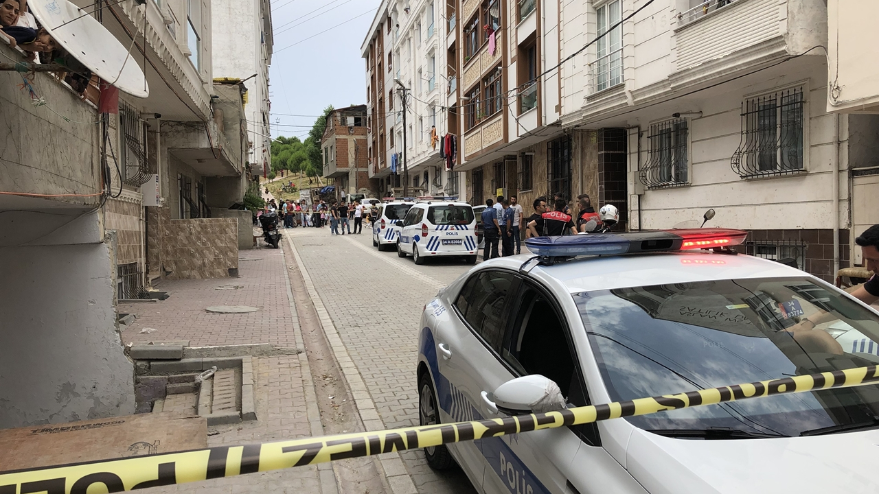 Rehin alınan Pakistanlıları polis kurtardı...