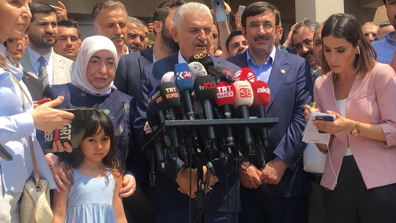 Binali Yıldırım oyunu kullandı