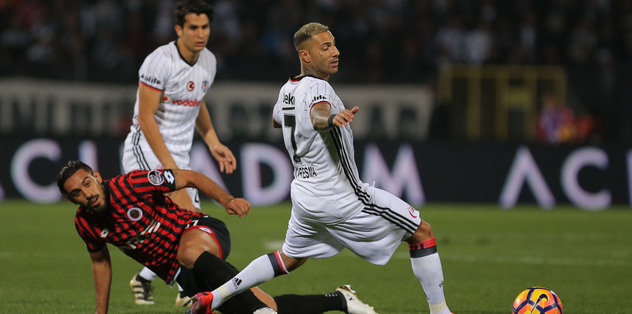 Beşiktaş'a Necip Uysal'dan kötü haber geldi