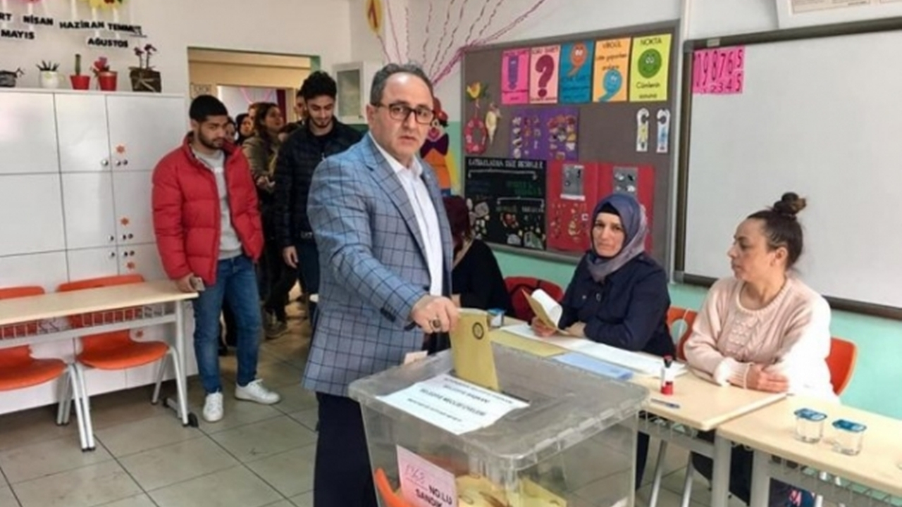 Kastamonu'da eski milletvekili Murat  Demir, oyunu kullandı