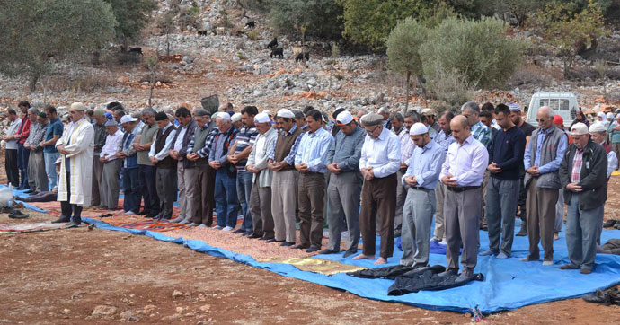 Yağmur duası sırasında yağan yağmur sevindirdi