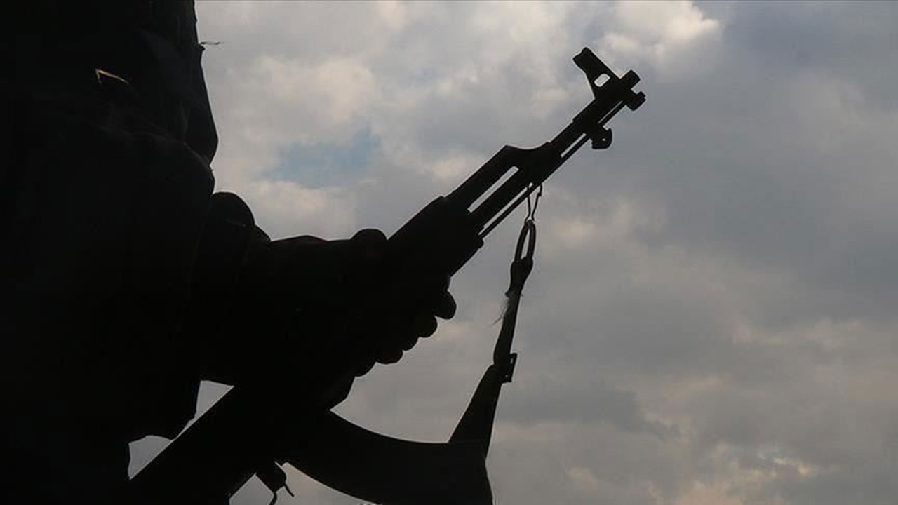 PKK'lı teröristler kaçırdıkları çobanı öldürdü...