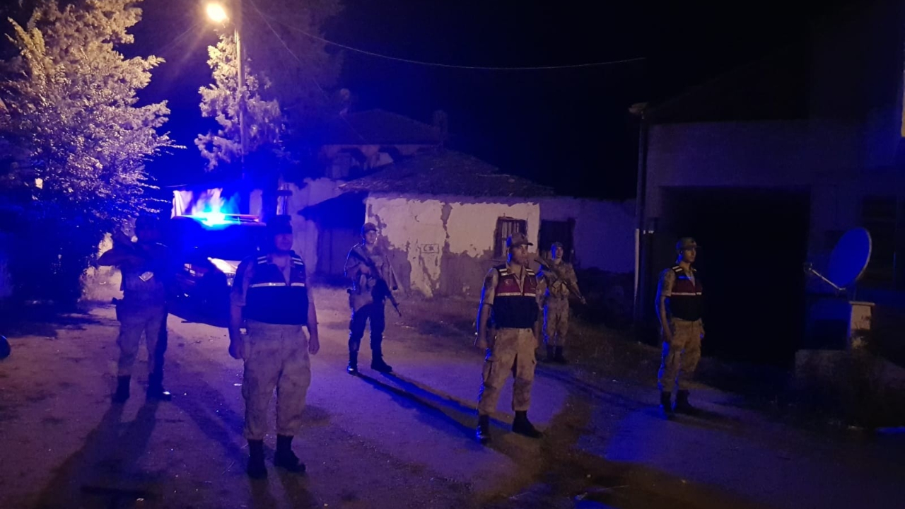 Hayvan otlatma kavgası kanlı bitti...