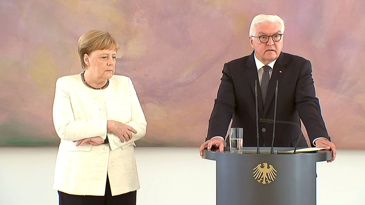 Angela Merkel'in titreme nöbetleri...