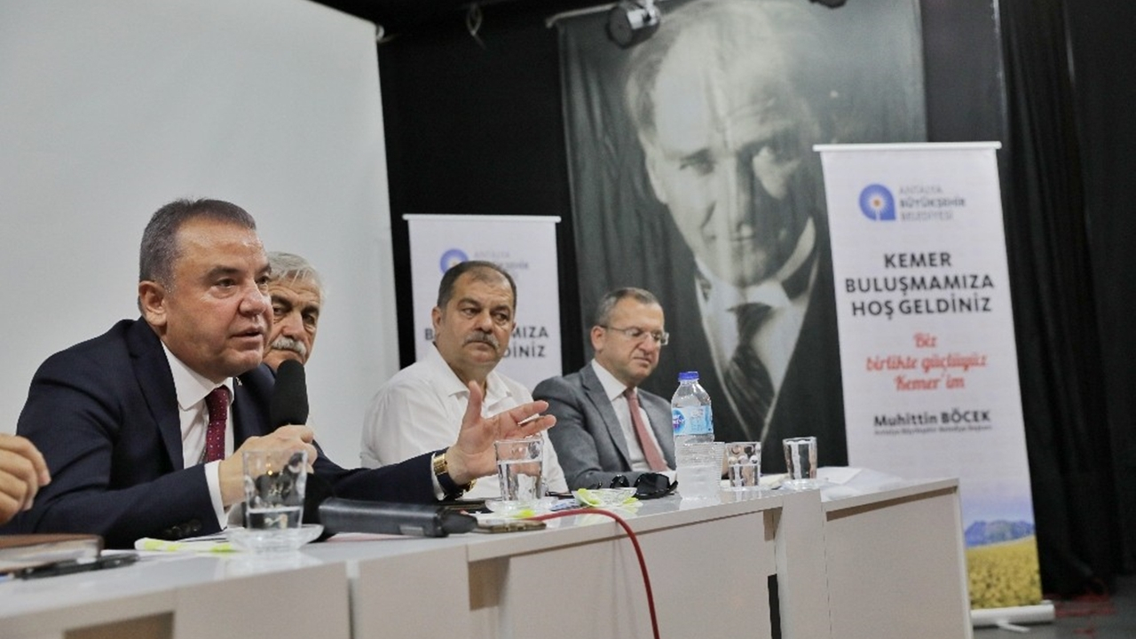 Antalya'da Başkan Muhittin Böcek: "Kemer’de arıtma problemi olmayacak"