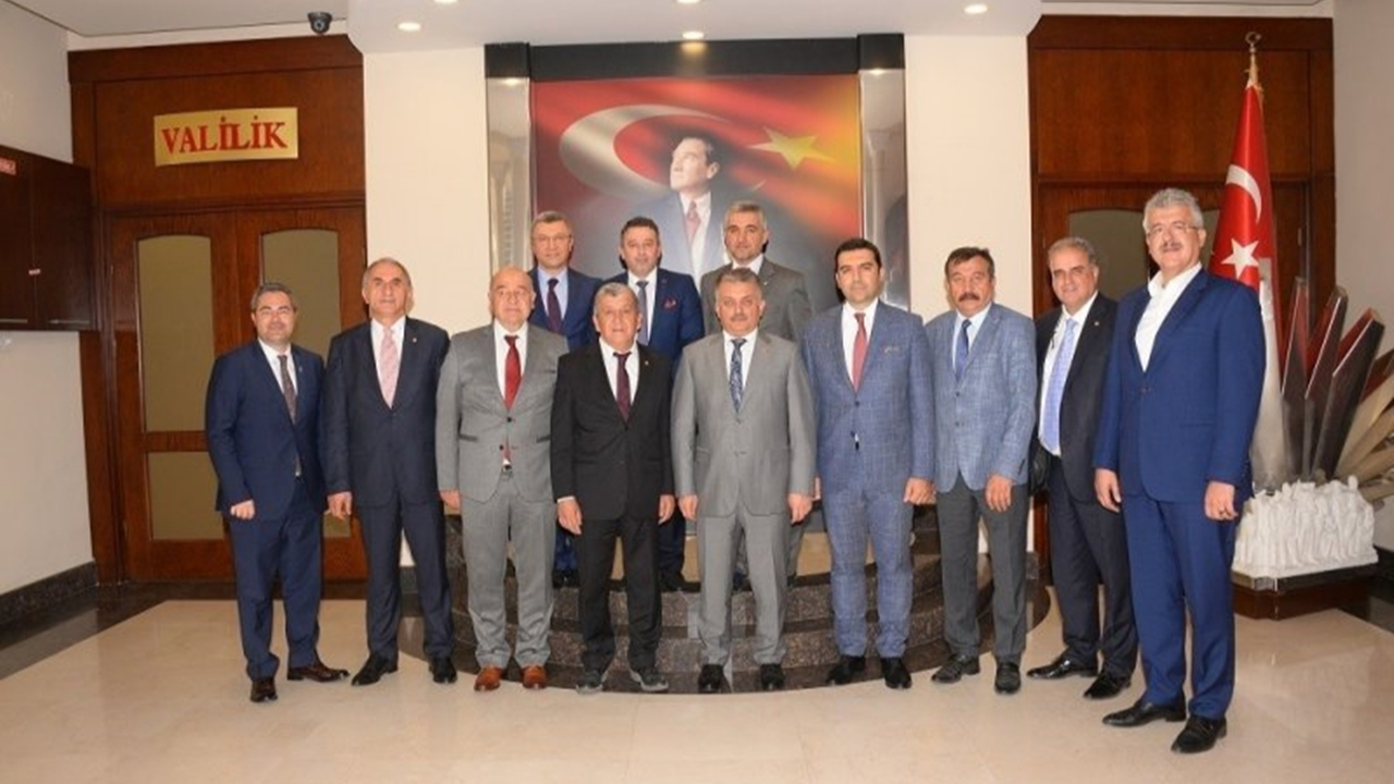 Balıkesir'de Ticaret Odası Başkanları Vali Ersin Yazıcı’yı ziyaret etti