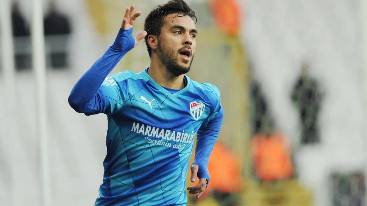 Furkan Soyalp yeni sezonda Başakşehir'de!