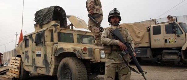 Irak ordusu özel birliklerle beraber kente girdi