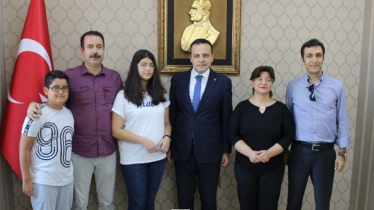 Diyarbakır'da Kaymakam Barış Demirtaş LGS birincilerini ağırladı