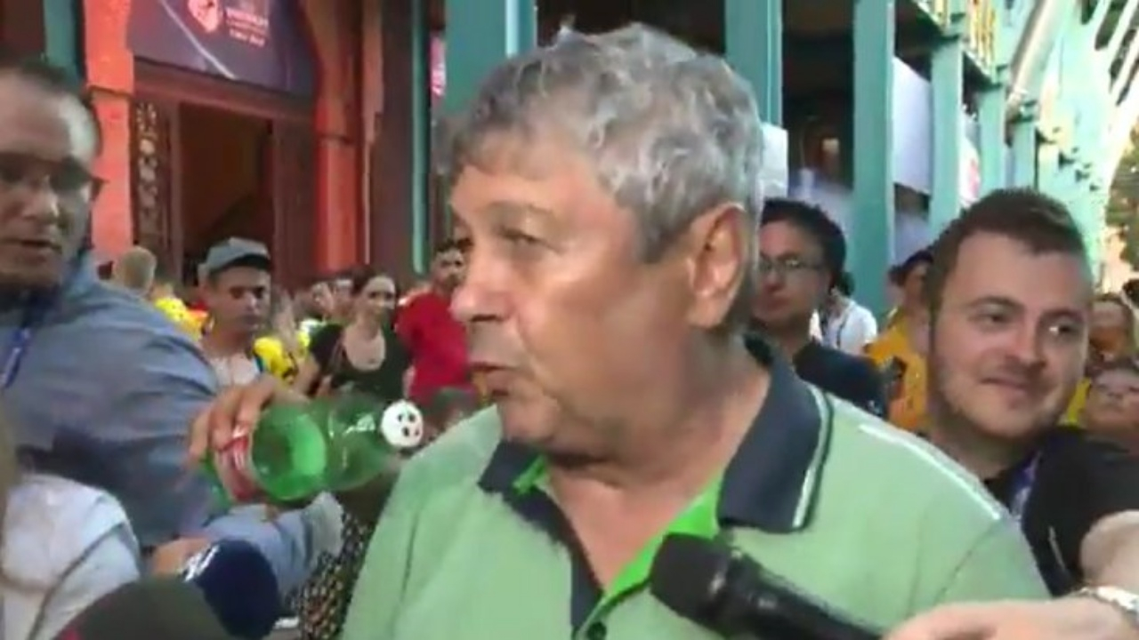 Lucescu'ya mikrofon yerine plastik şişe uzatıldı!