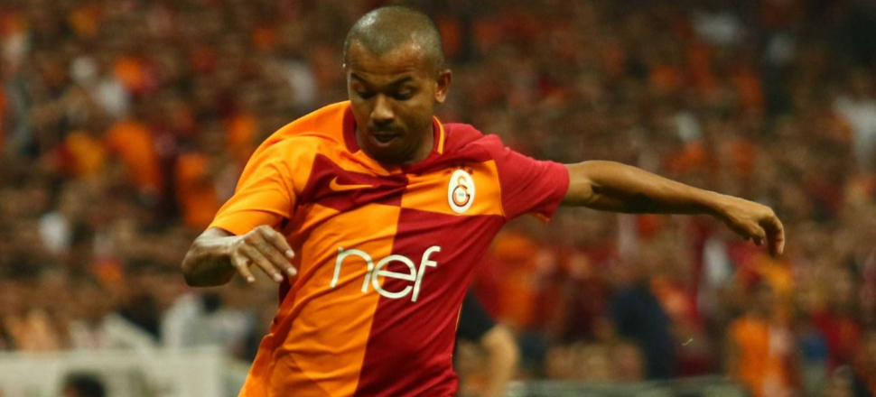 Mariano'ya iki talip birden!