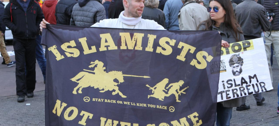 İslam karşıtı PEGIDA tehditlerine devam ediyor!