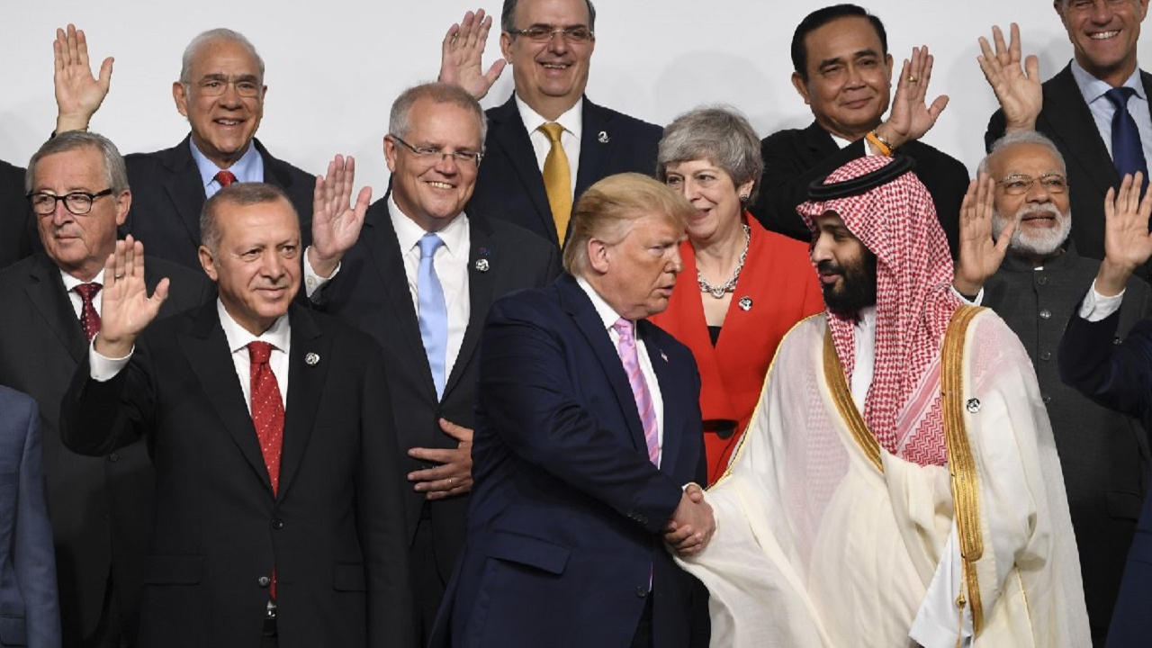 Erdoğan yüzüne bile bakmadı!