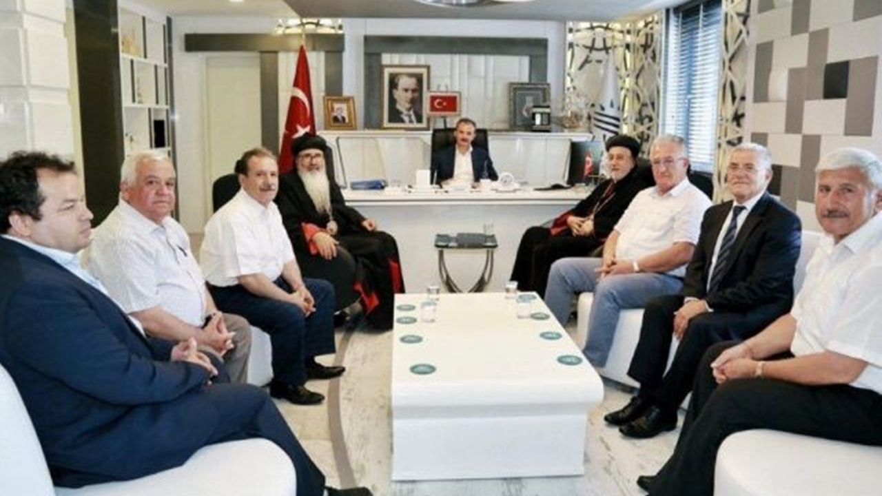 Adıyaman'da süryani cemaati liderleri Başkan Süleyman Kılınç’ı ziyaret etti