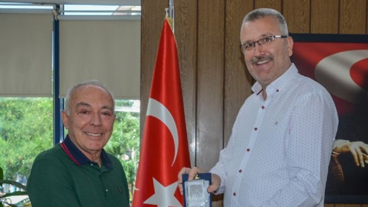 Bursa'da Başkan Ali Özkan mesai arkadaşını unutmadı