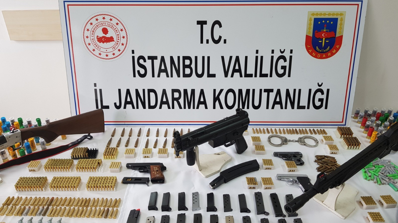 Jandarma'dan silah kaçakçılarına darbe!