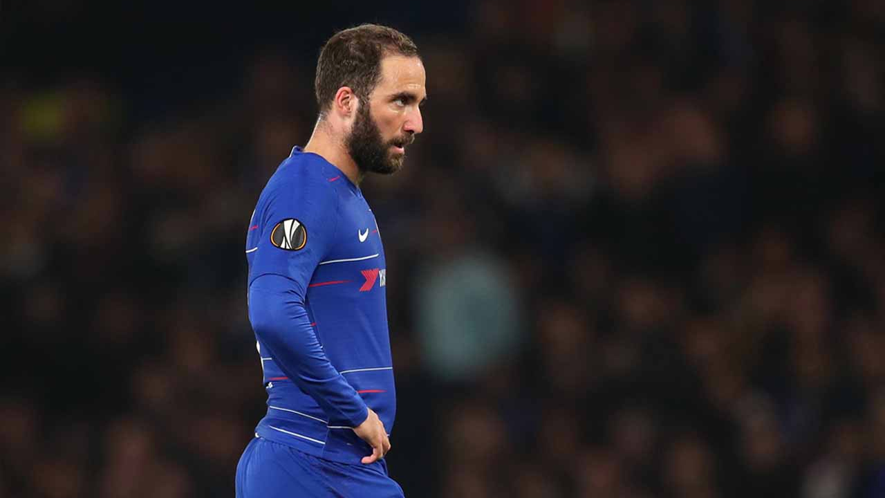 Chelsea'de yaprak dökümü!