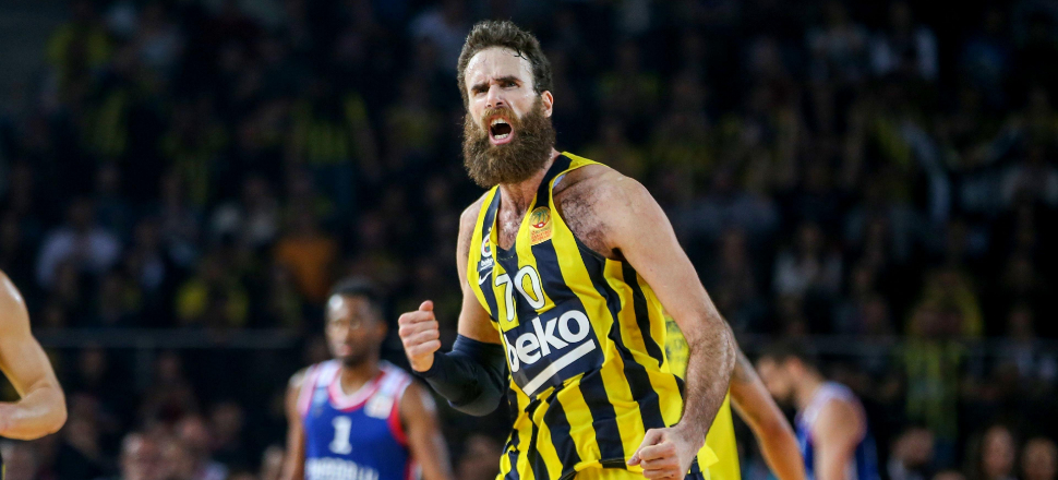 Fenerbahçe Beko'da iç transfer sürüyor!