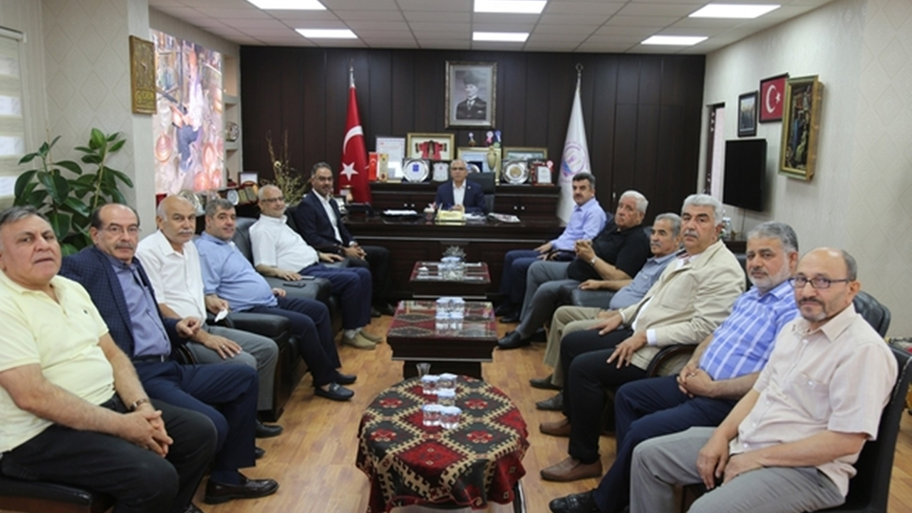 Şanlıurfa'da Başkan Mehmet Kuş esnafın sorun ve taleplerini dinledi