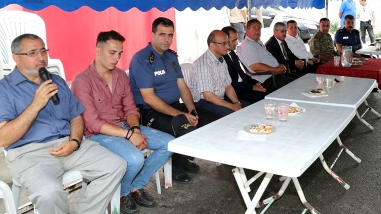 Hatay'da Vali Rahmi Doğan’dan Şehit Onbaşı Kurt’un ailesine taziye