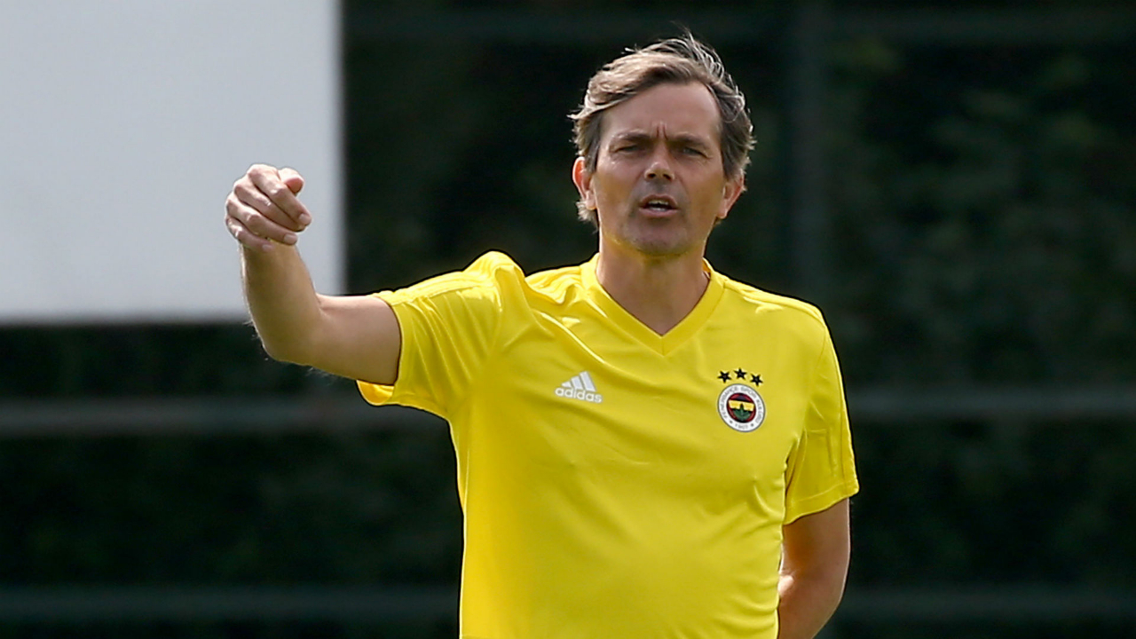 İşte Phillip Cocu'nun yeni takımı!