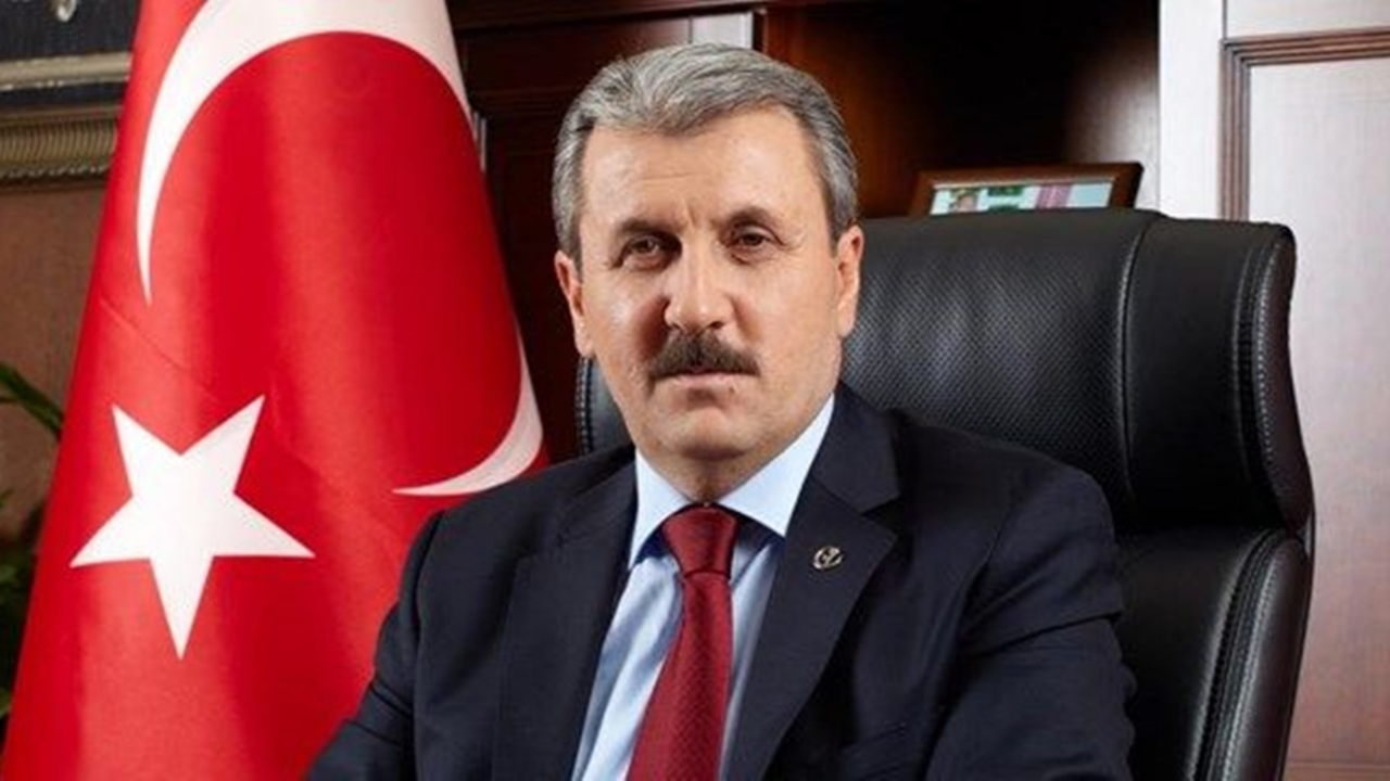 Ankara'da Mustafa Destici: Eski sisteme geri dönmemiz mümkün değil