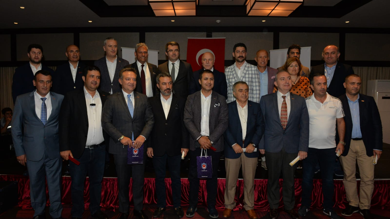 Erzurum'da TÜRSAB Başkanı Firuz Barbaros Bağlıkaya: 2019'da rekorlar devam edecek