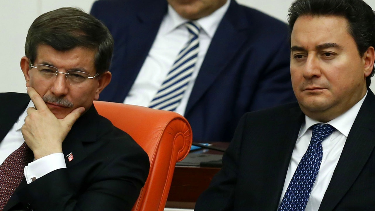 "Boş çuval gibi devrilecekler!"