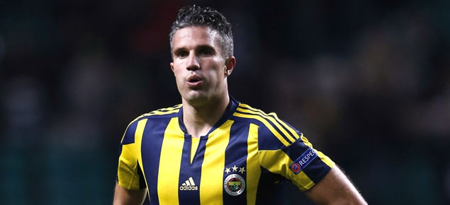 Van Persie hastane acilinden sıra numarası alarak muayene olmuş!