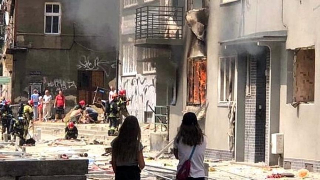 Polonya'da bir binada patlama yaşandı!