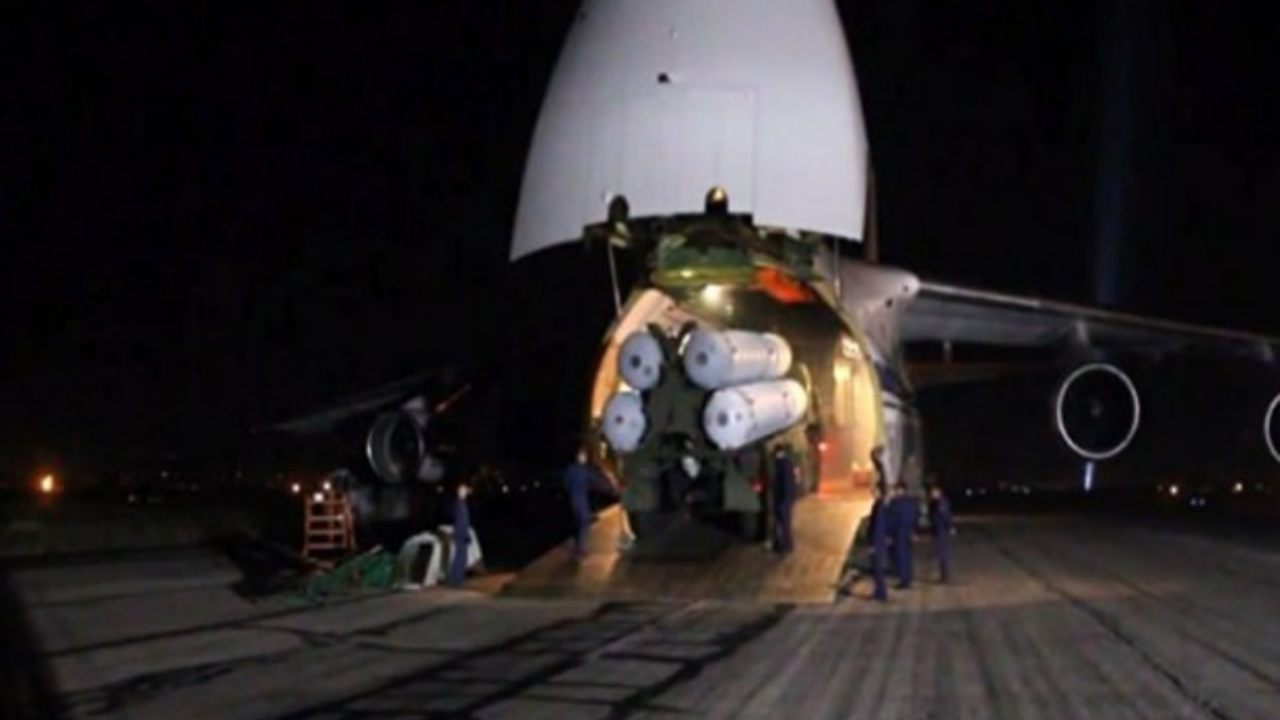 S-400 parçaları yola çıktı!