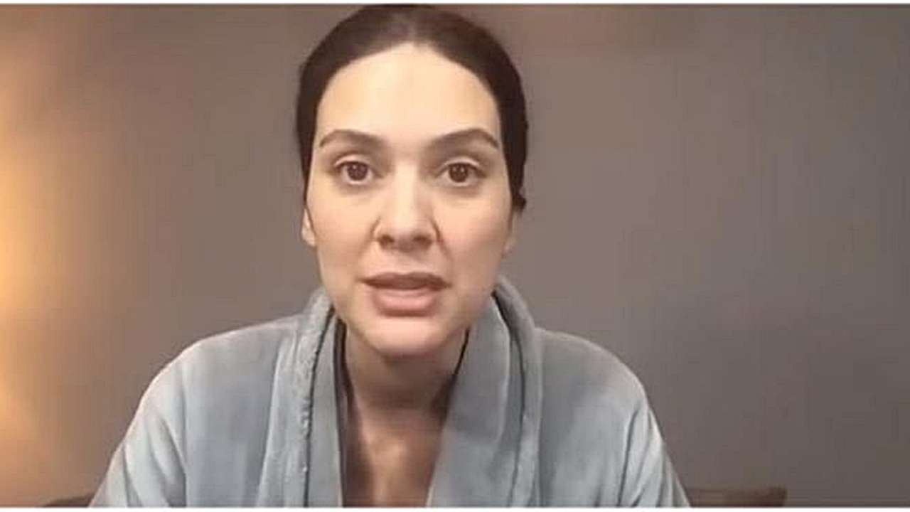 Berguzar Korel gördüğü manzara karşısında isyan etti!