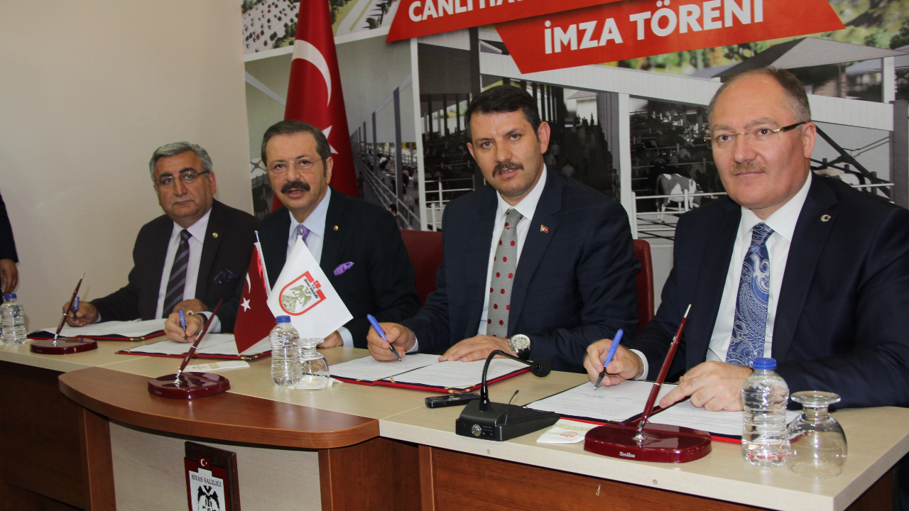Sivas'ta TOBB Başkanı Rifat Hisarcıklıoğlu Sivas'ta