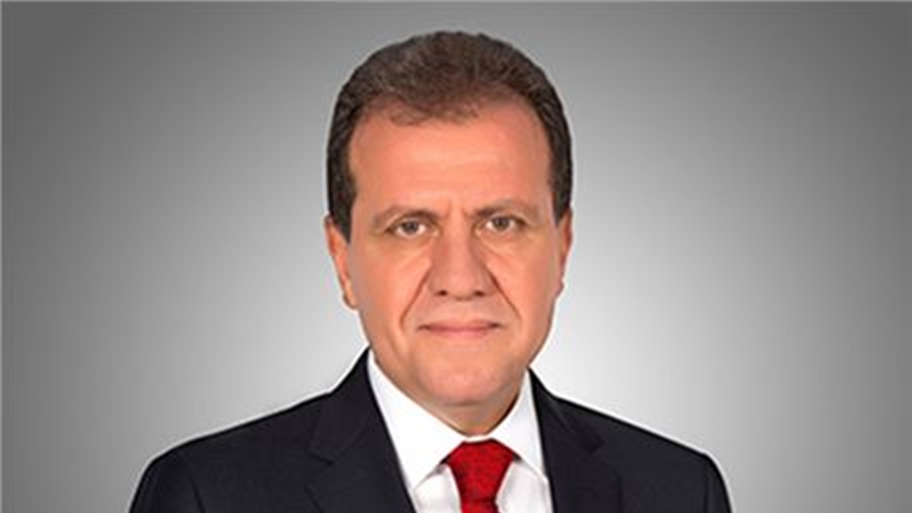 Mersin'de Vahap Seçer’den işçi çıkarma ve sürgün iddialarına tepki