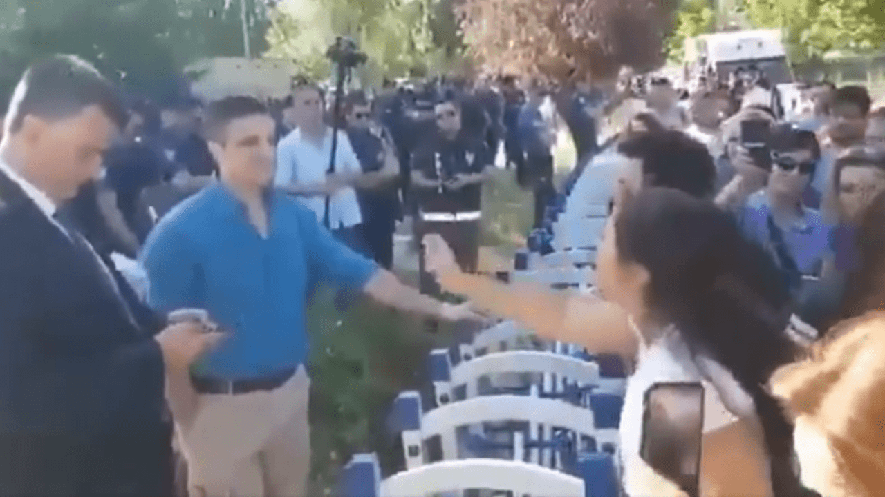 ODTÜ'lü kızın hakaretler yağdırdığı polisin asaleti!