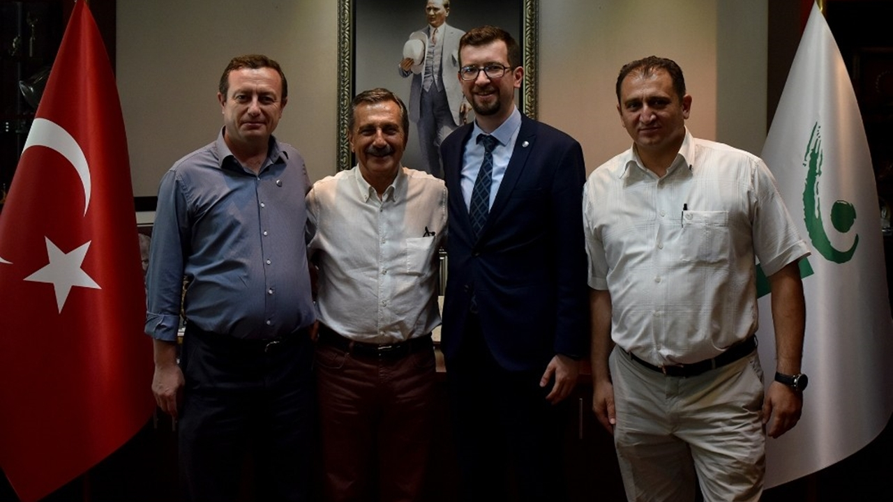 Eskişehir'de EMO’dan Başkan Ahmet Ataç’a ziyaret