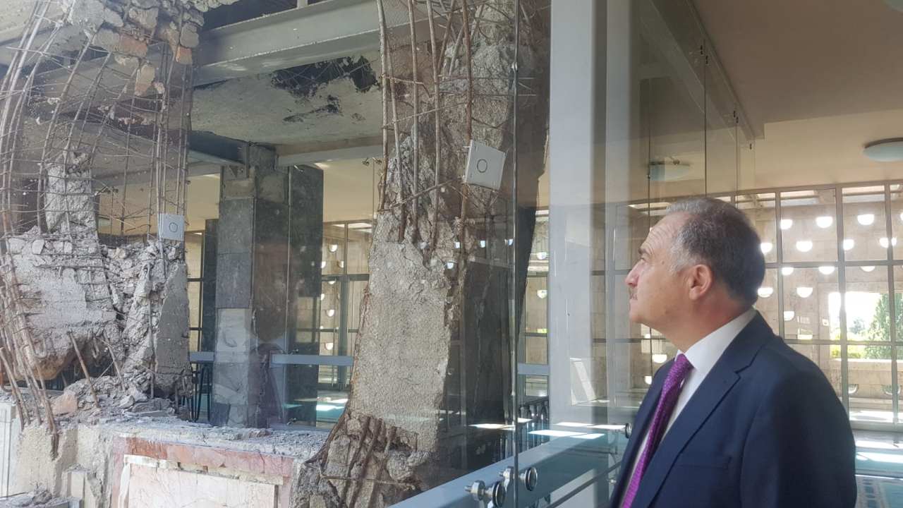 Ankara'da CHP'li Levent Gök: "O gece tek vücut olarak darbeye karşı pozisyon aldık"