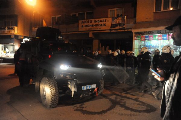Adana'da polise silahlı saldırı: Bir şehit