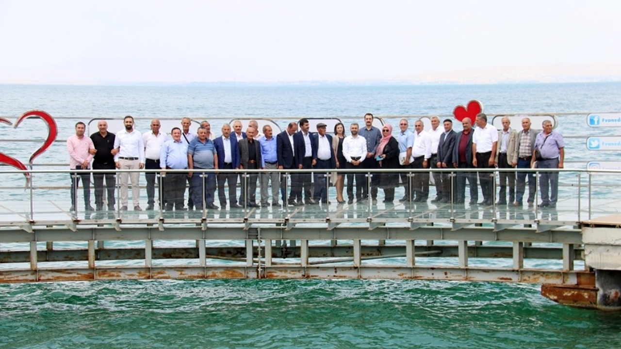 Van'da Başkan İsmail Say mahalle muhtarlarıyla buluştu