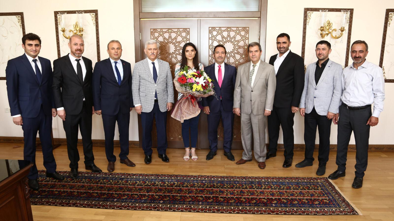 Ankara'da TVHB Başkanı Ali Eroğlu: Meslek, yeterince değer görmüyor