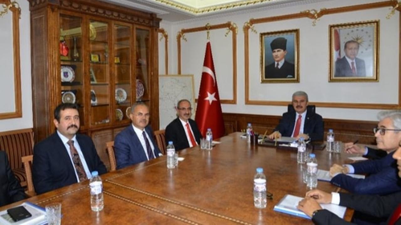 Kırşehir'de Vali İbrahim Akın, ’halk günü’ toplantısına başkanlık yaptı