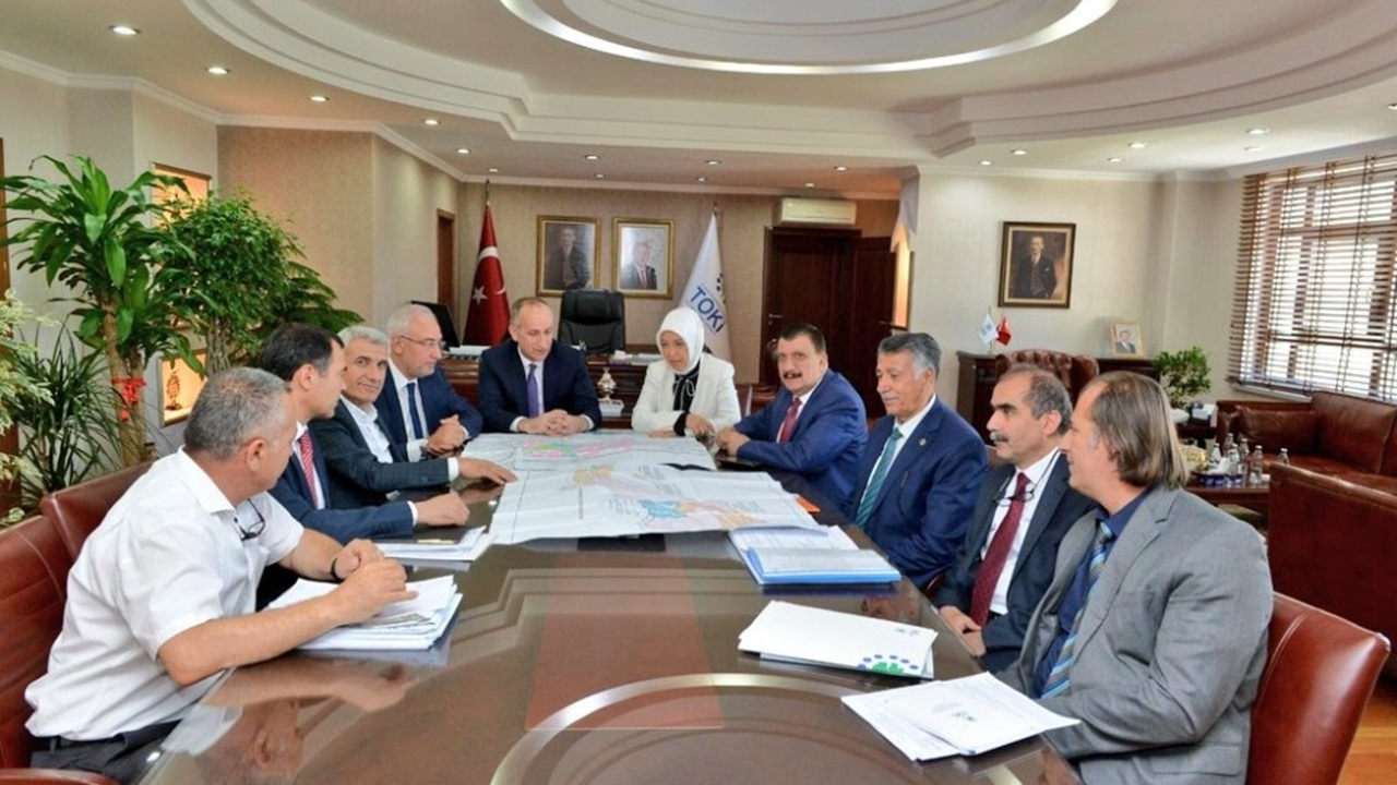 Malatya'da Selahattin Gürkan, Cumhurbaşkanı Erdoğan’ı festivale davet etti
