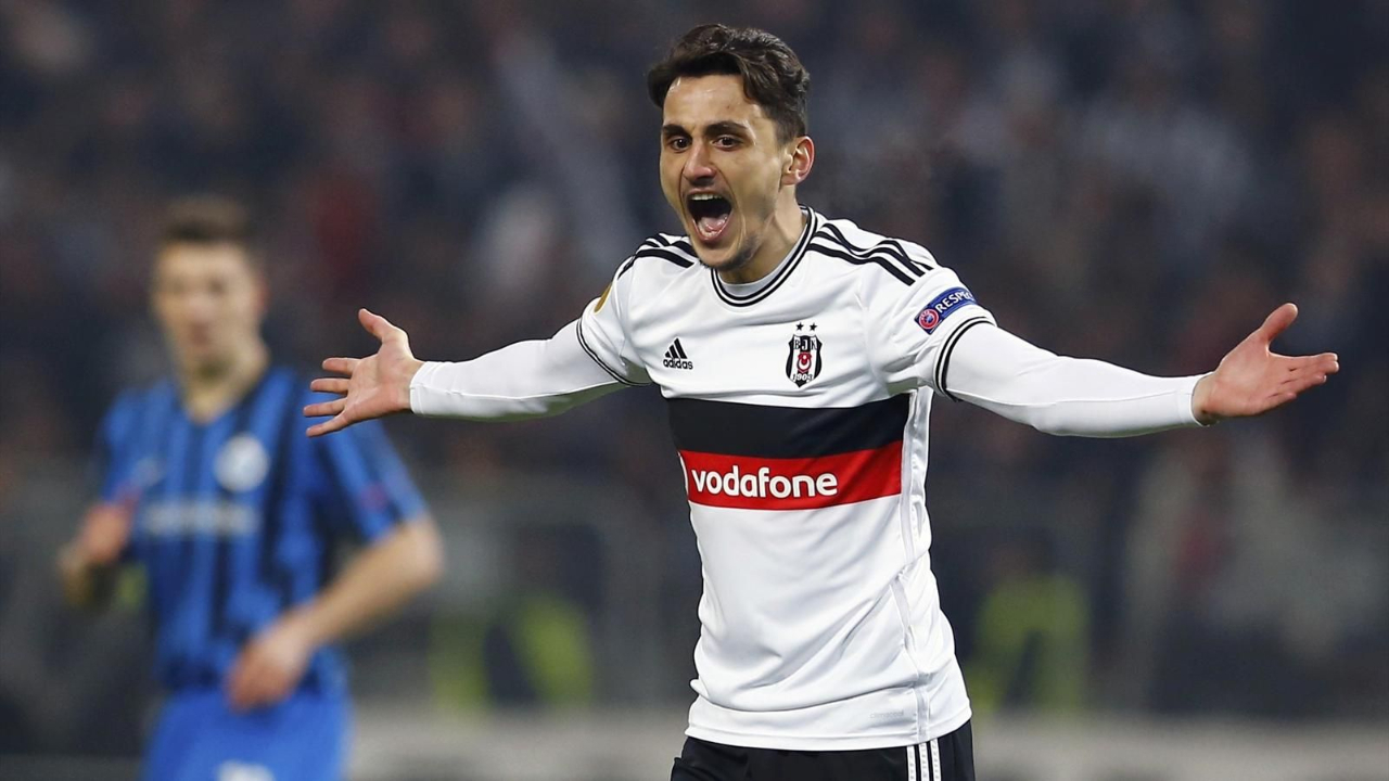 Mustafa Pektemek için ezeli rakip devrede!