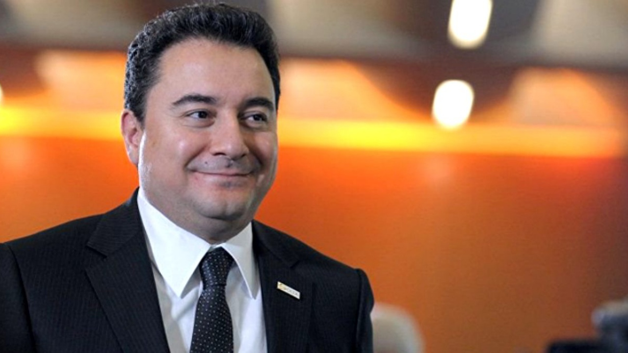 Babacan'ın partisinin ismi belli oldu!