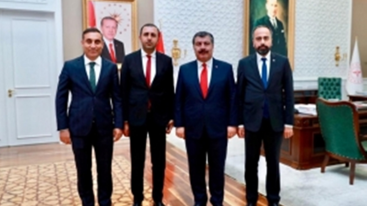 Van'da Rektör Hamdullah Şevli’den Bakan Fahrettin Koca’ya ziyaret